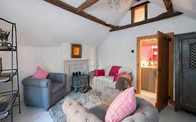 Milliners Cottage